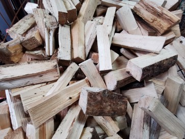 Fichten-Brennholz lose 33 cm kammergetrocknet 